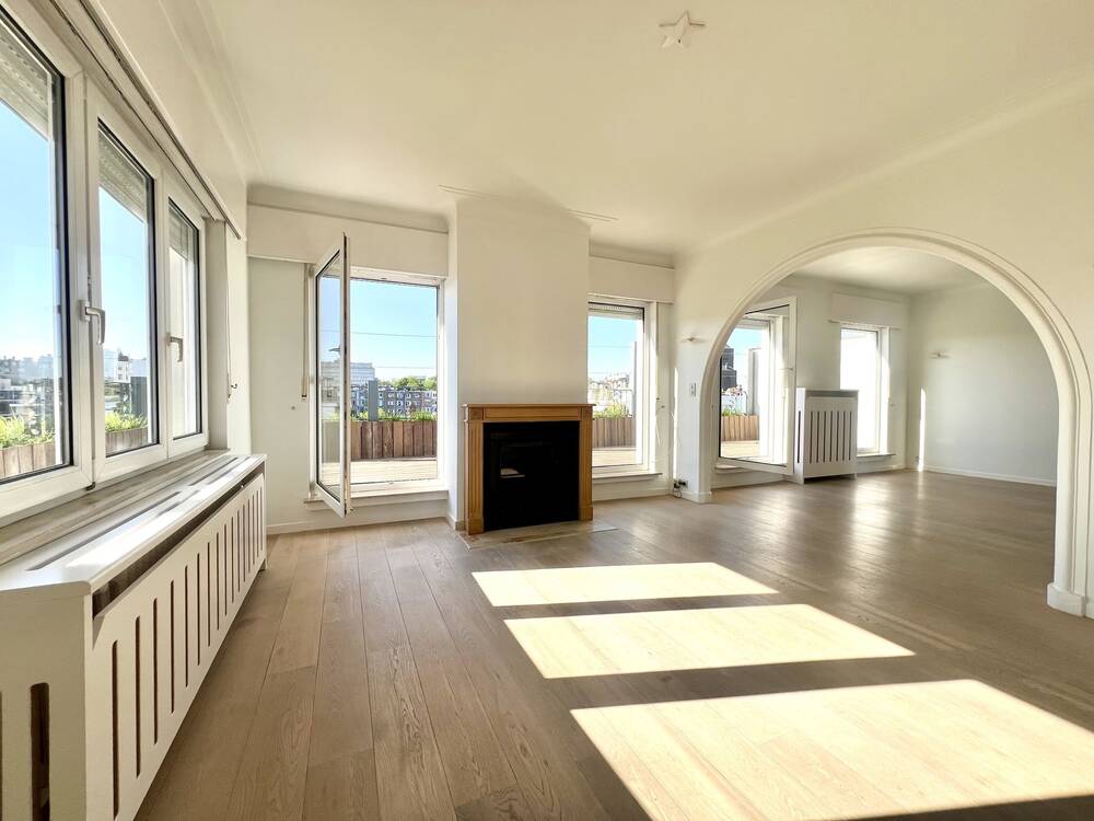 Penthouse te huur in Elsene 1050 2150.00€ 2 slaapkamers 134.00m² - Zoekertje 476642