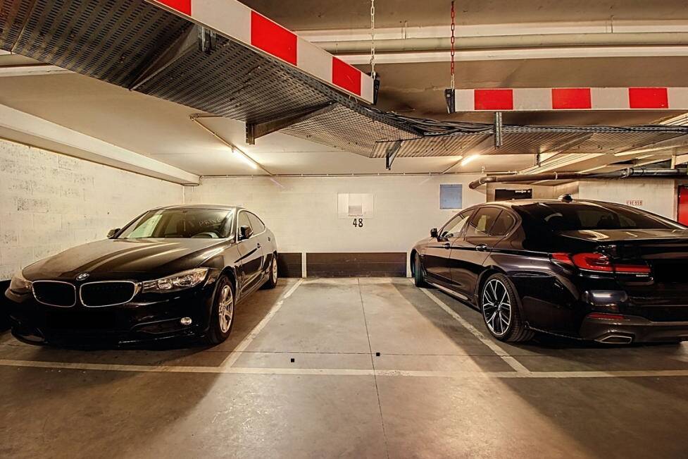 Parking / garage à vendre à Saint-Gilles 1060 35000.00€  chambres m² - annonce 476413