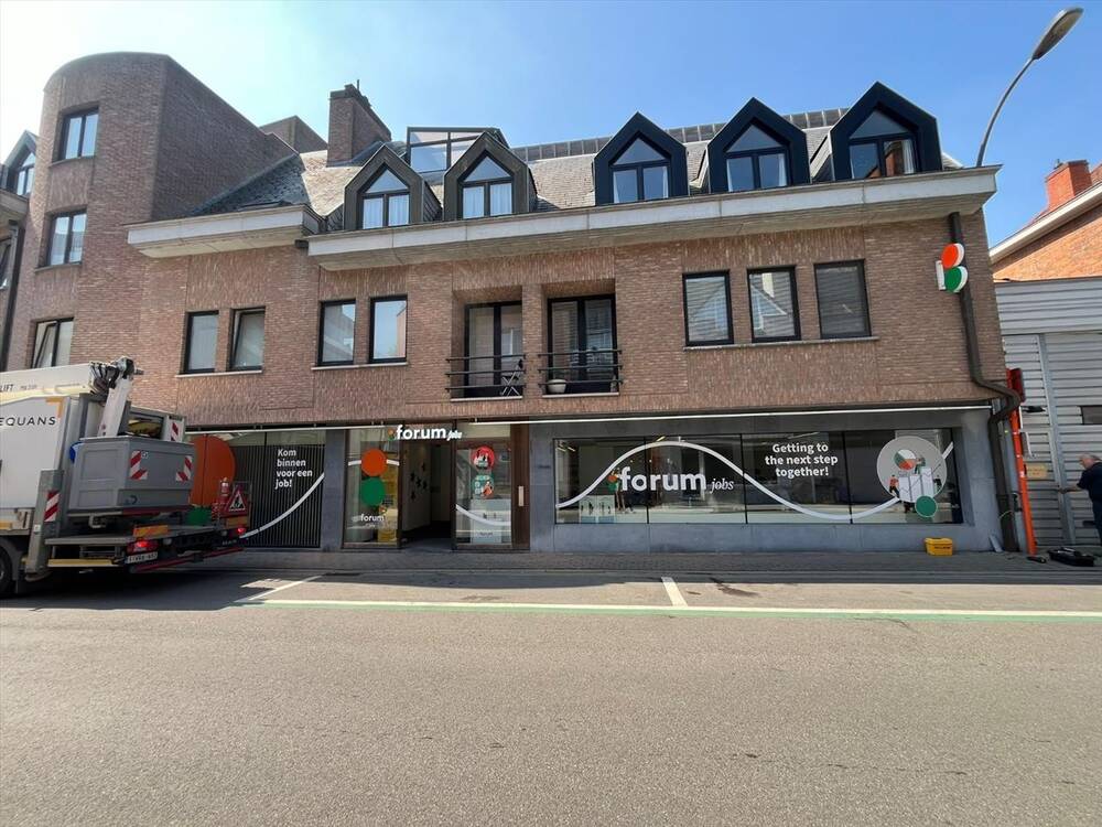 Handelszaak te koop in Waregem 8790 425000.00€ slaapkamers m² - Zoekertje 477836