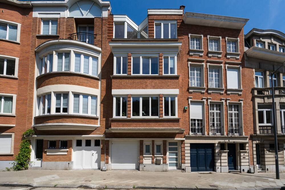 Huis te koop in Elsene 1050 1090000.00€ 6 slaapkamers 290.00m² - Zoekertje 478250