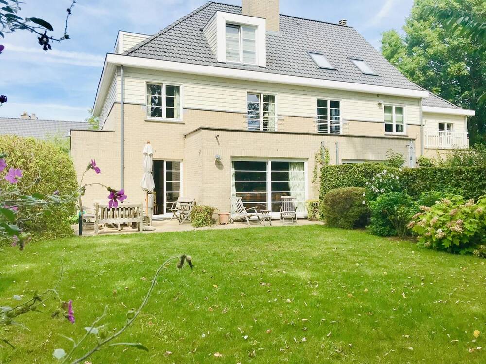 Villa te huur in Sint-Pieters-Woluwe 1150 4200.00€ 4 slaapkamers 220.00m² - Zoekertje 478712