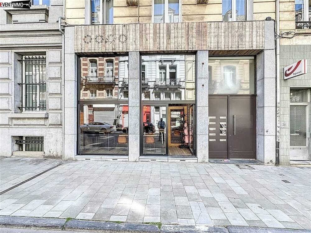 Commerce à vendre à Bruxelles 1000 530000.00€ chambres 185.00m² - annonce 476780