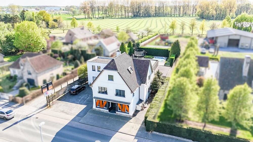 Handelszaak te koop in Oostkamp 8020 999000.00€ slaapkamers m² - Zoekertje 477857