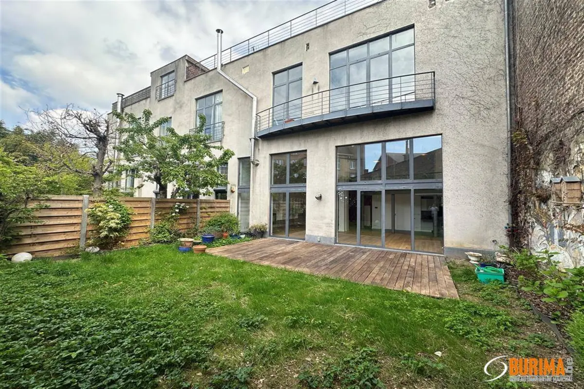 Rez-de-chaussée à louer à Bruxelles 1000 2750.00€ 3 chambres 281.00m² - annonce 478625