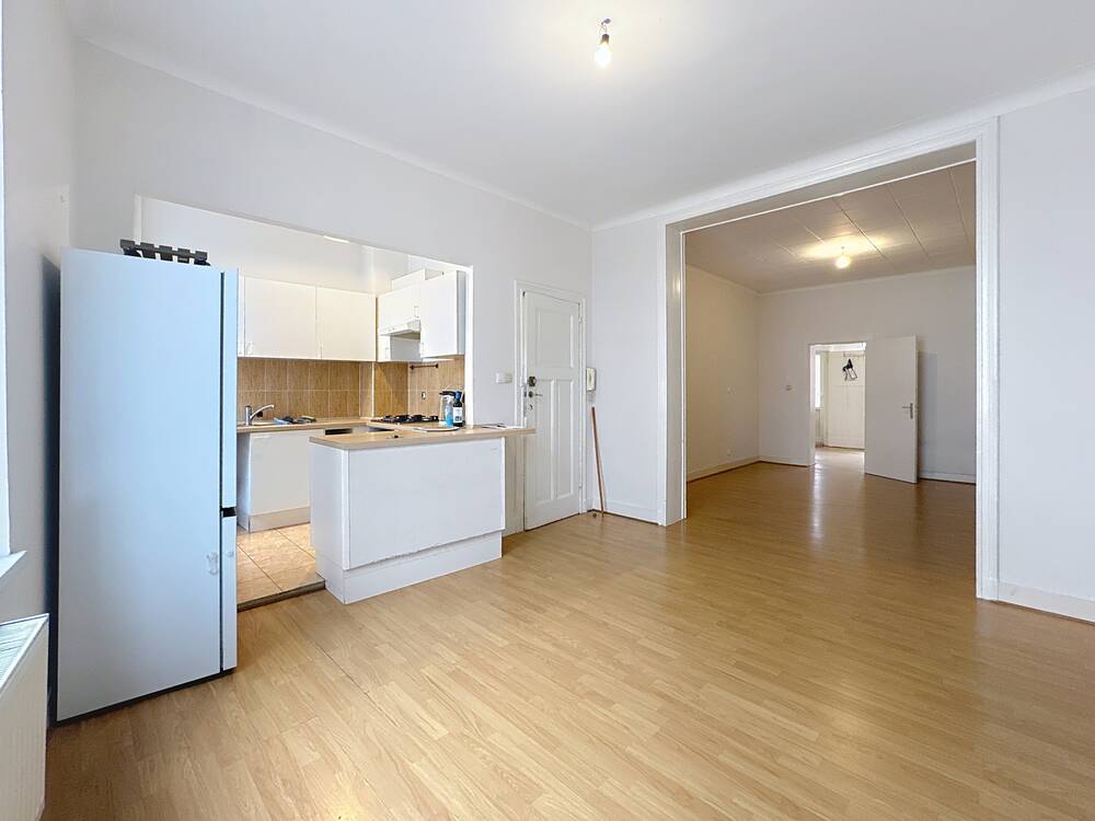 Appartement te koop in Sint-Joost-ten-Node 1210 185000.00€ 1 slaapkamers 70.00m² - Zoekertje 479326