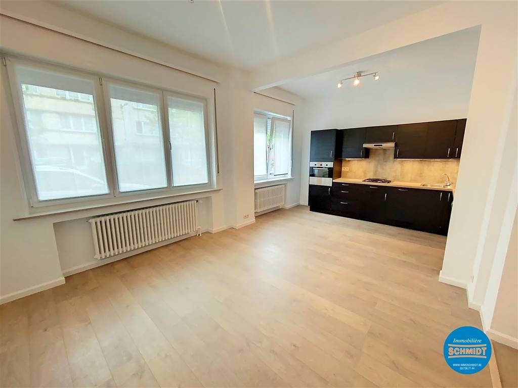 Appartement à à Etterbeek 1040 925.00€ 1 chambres 62.00m² - annonce 479685