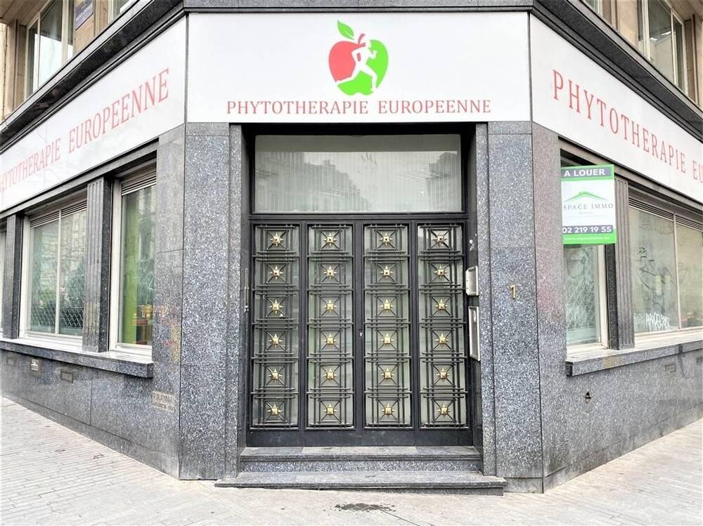 Commerce à vendre à Bruxelles 1000 595000.00€ chambres 200.00m² - annonce 479349
