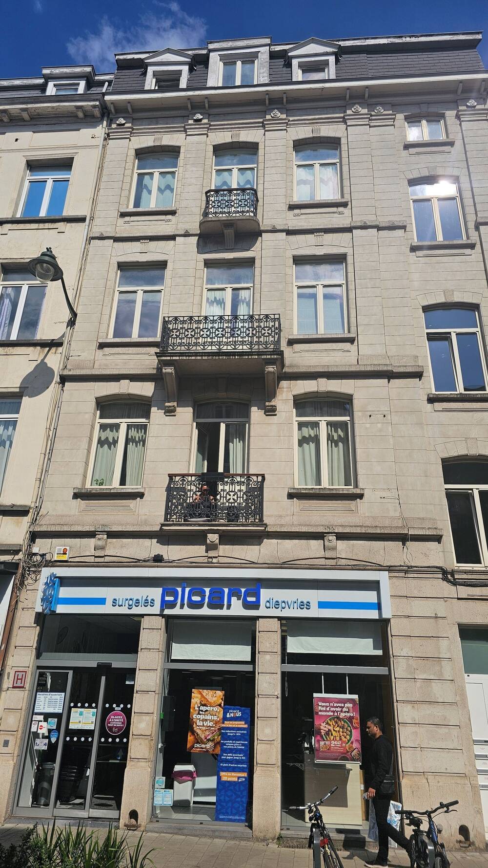 Handelszaak te koop in Ukkel 1180 1300000.00€ 0 slaapkamers m² - Zoekertje 480373