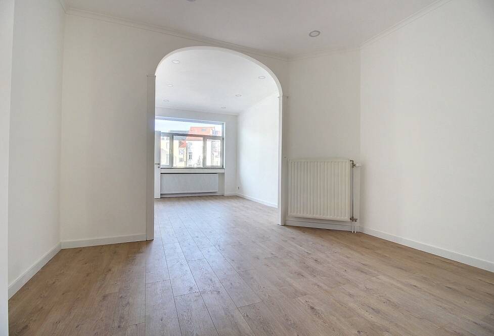 Appartement à louer à Molenbeek-Saint-Jean 1080 1100.00€ 2 chambres 85.00m² - annonce 480201