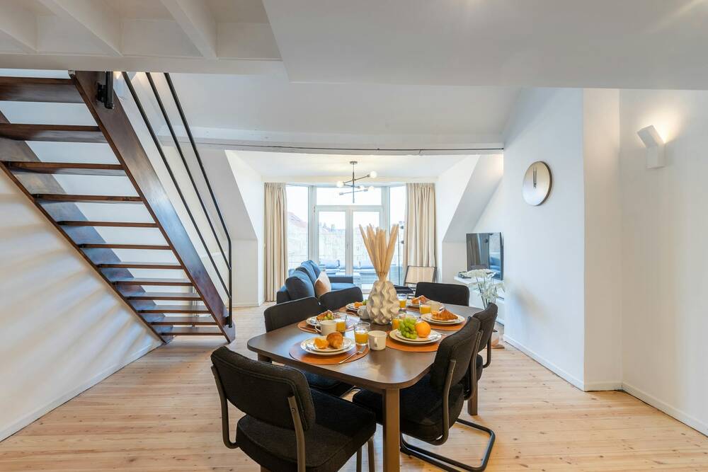 Maison à louer à Ixelles 1050 2400.00€ 0 chambres m² - annonce 482052