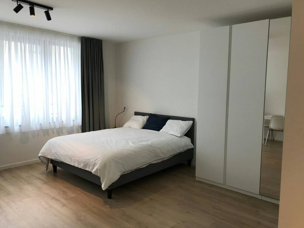 Mixgebouw te huur in Brussel 1000 900.00€ slaapkamers m² - Zoekertje 482138