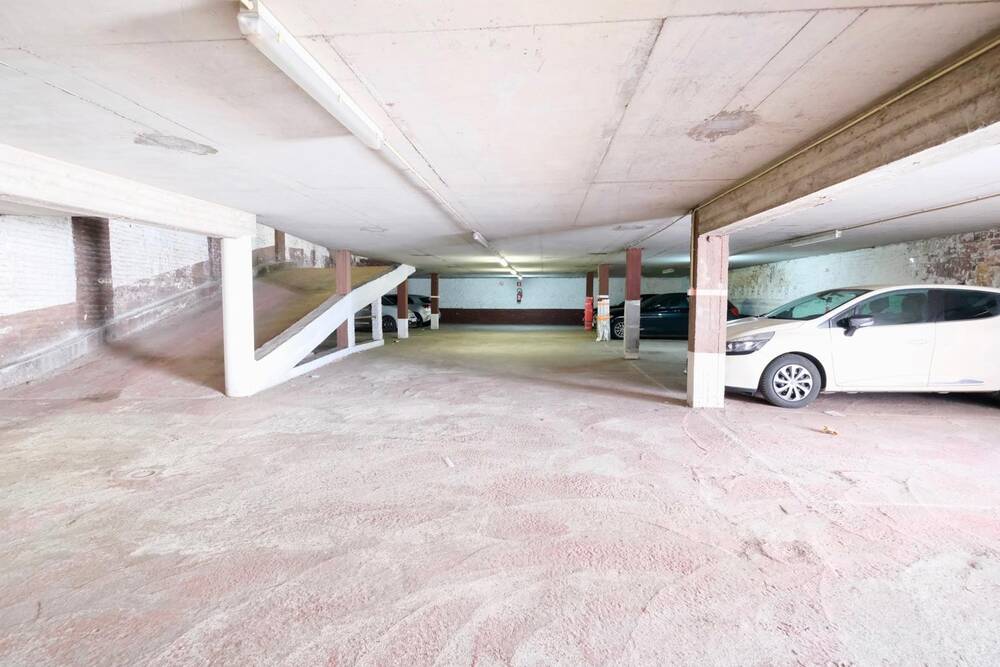 Parking / garage à vendre à Anderlecht 1070 139000.00€ chambres m² - annonce 481592