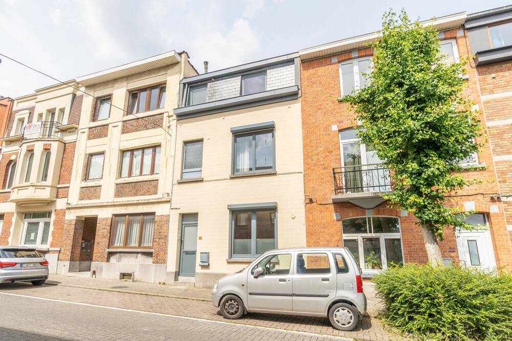Huis te koop in Sint-Lambrechts-Woluwe 1200 620000.00€ 4 slaapkamers 165.00m² - Zoekertje 482635