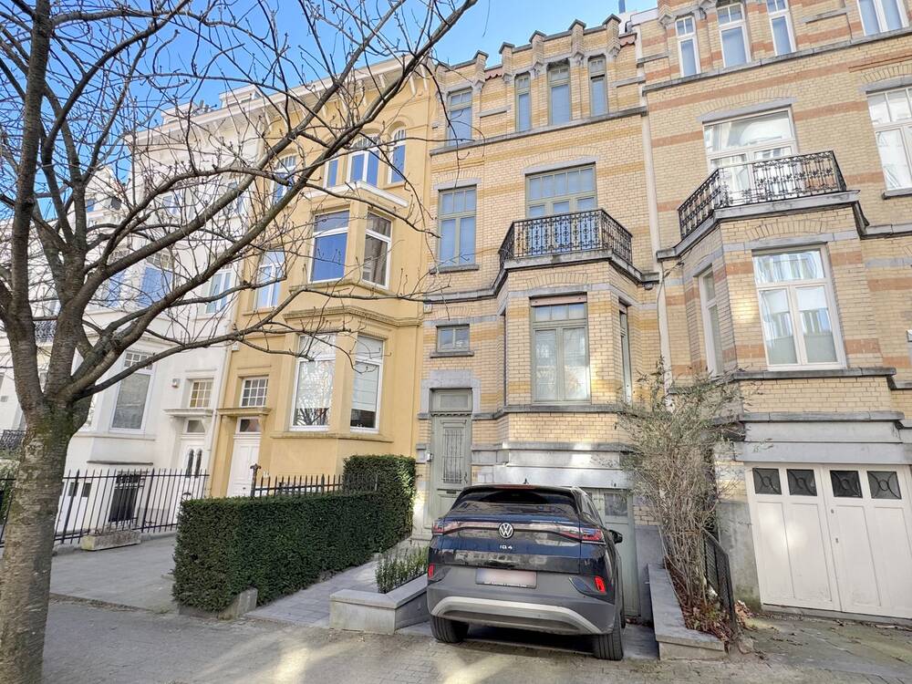 Huis te koop in Sint-Lambrechts-Woluwe 1200 895000.00€ 5 slaapkamers 300.00m² - Zoekertje 482978