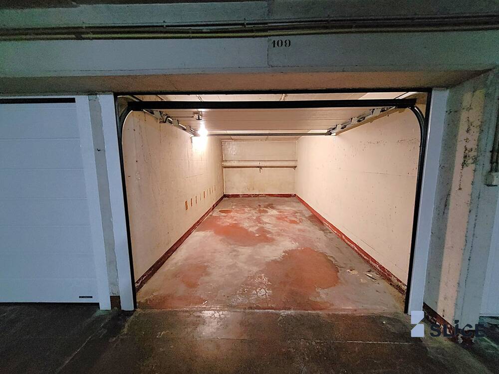 Parking / garage à vendre à Forest 1190 35000.00€ chambres m² - annonce 484426