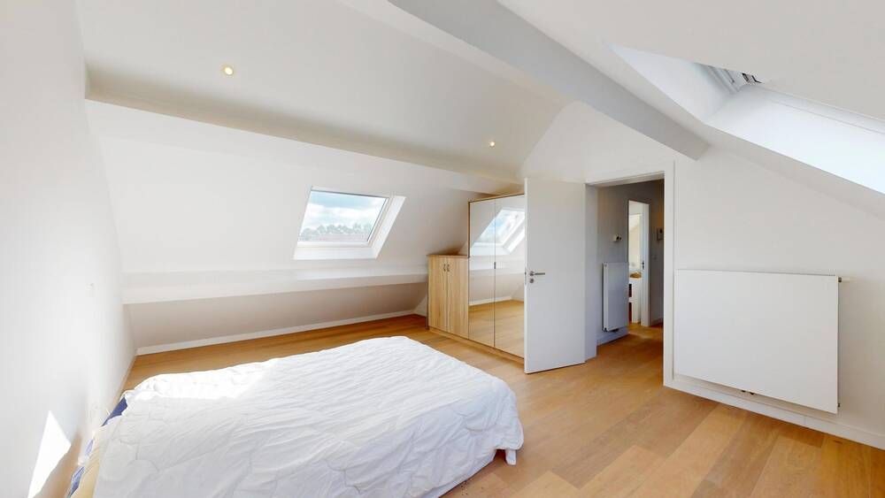 Duplex à vendre à Woluwe-Saint-Lambert 1200 429000.00€ 3 chambres 156.00m² - annonce 484834