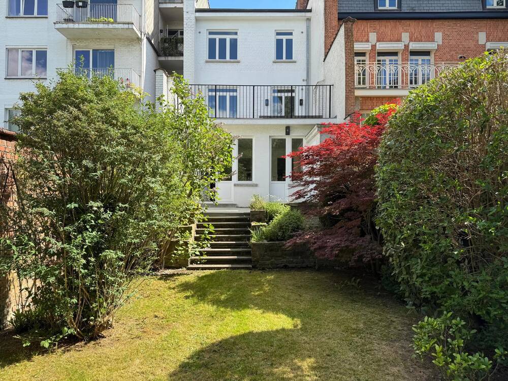 Huis te in Schaarbeek 1030 4450.00€ 6 slaapkamers 391.00m² - Zoekertje 483701
