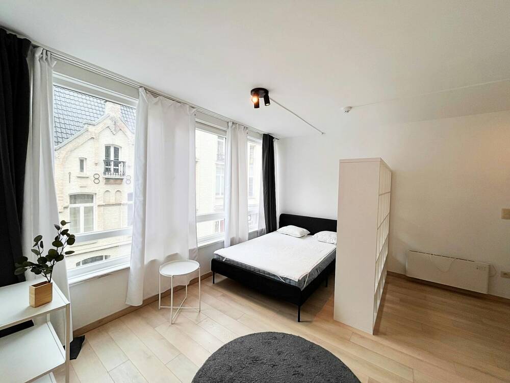 Huis te  huur in Sint-Gillis 1060 875.00€  slaapkamers m² - Zoekertje 486056