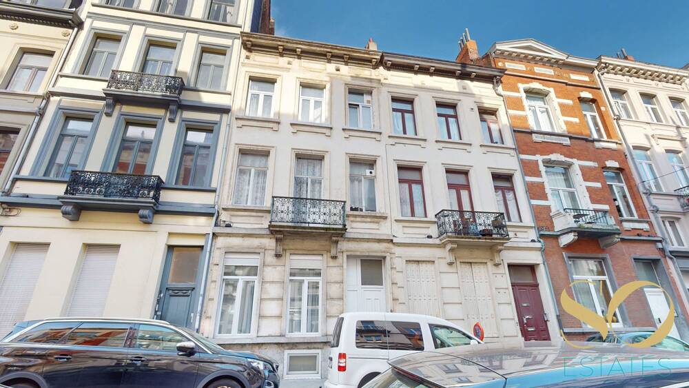Immeuble de rapport - Immeuble à appartement à vendre à Ixelles 1050 679000.00€ 6 chambres 301.00m² - annonce 485530