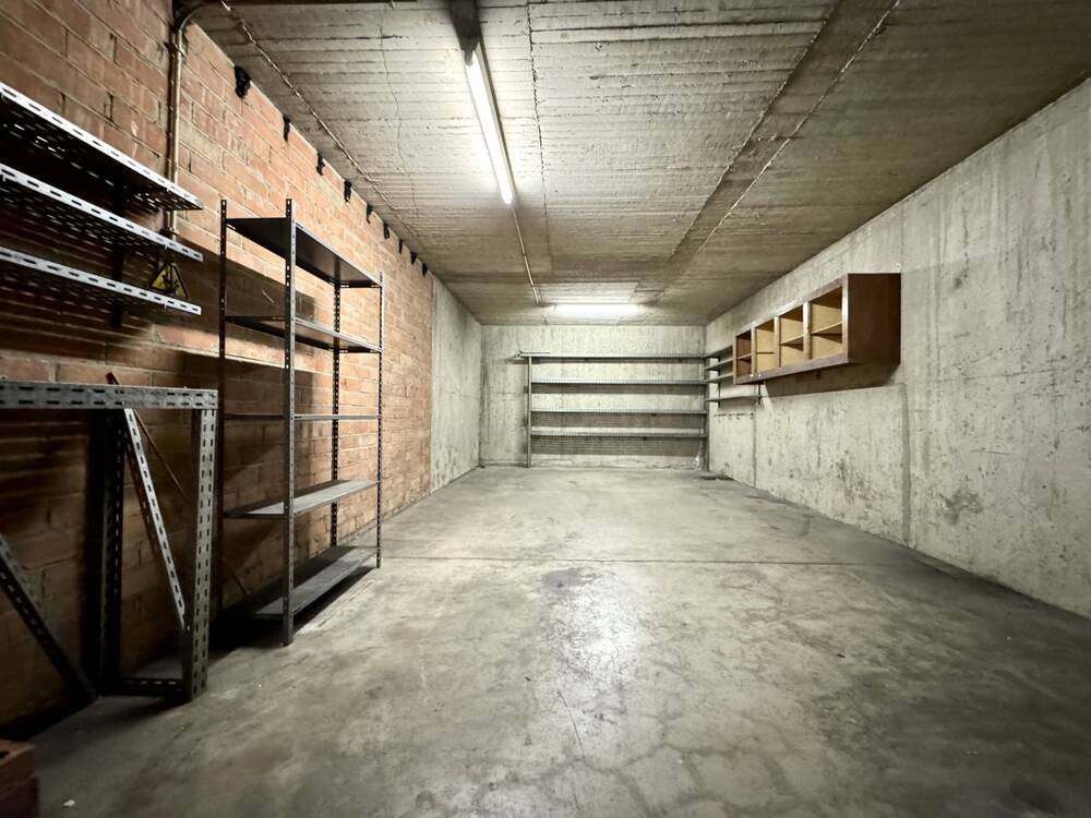 Parking & garage te koop in Sint-Lambrechts-Woluwe 1200 60000.00€ slaapkamers m² - Zoekertje 486842