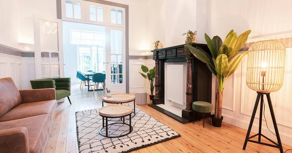 Appartement à louer à Forest 1190 705.00€ 1 chambres 350.00m² - annonce 556218