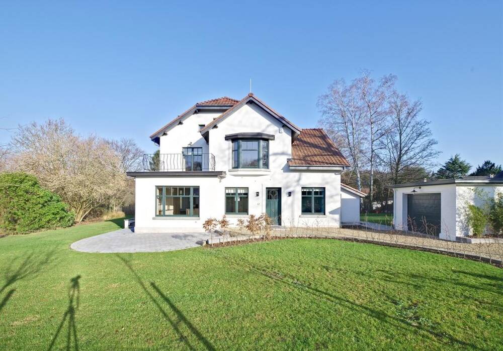 Maison à à Rhode-Saint-Genese 1640 4250.00€ 4 chambres 310.00m² - annonce 487544