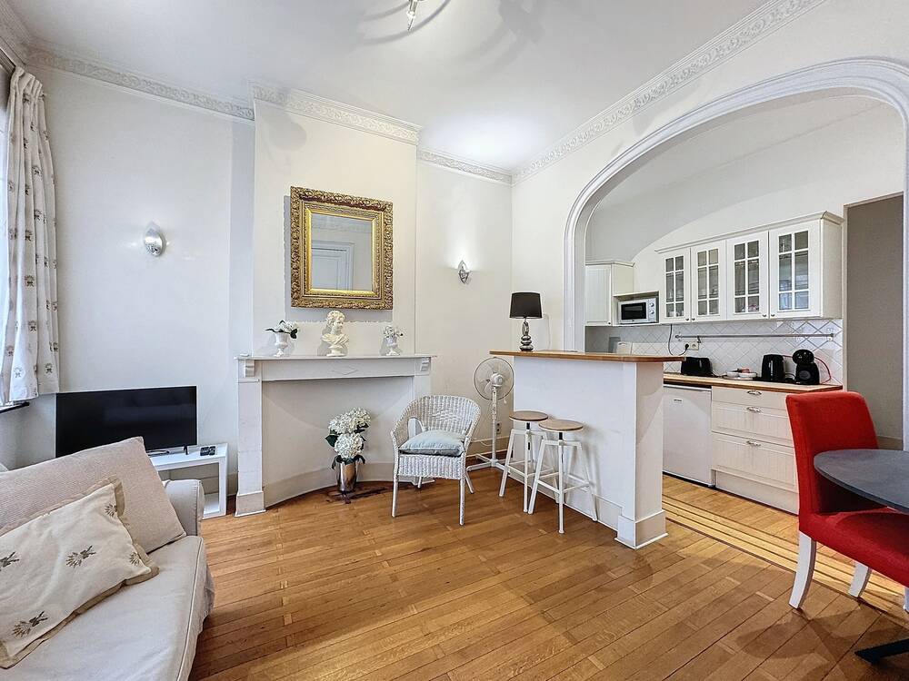 Benedenverdieping te huur in Brussel 1000 1235.00€ 1 slaapkamers m² - Zoekertje 487299