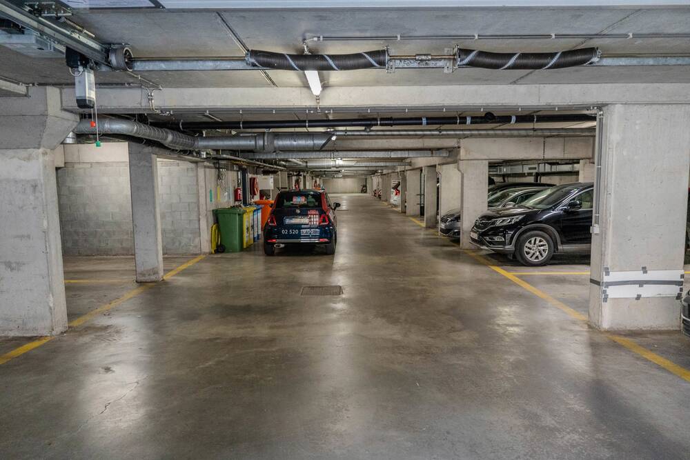 Parking à vendre à Woluwe-Saint-Lambert 1200 60000.00€ chambres 12.50m² - annonce 487256