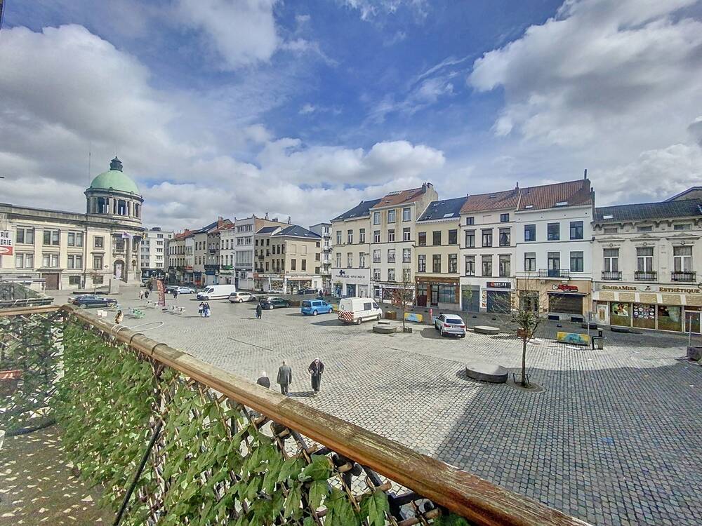 Triplex à vendre à Molenbeek-Saint-Jean 1080 284000.00€ 4 chambres 142.00m² - annonce 487978