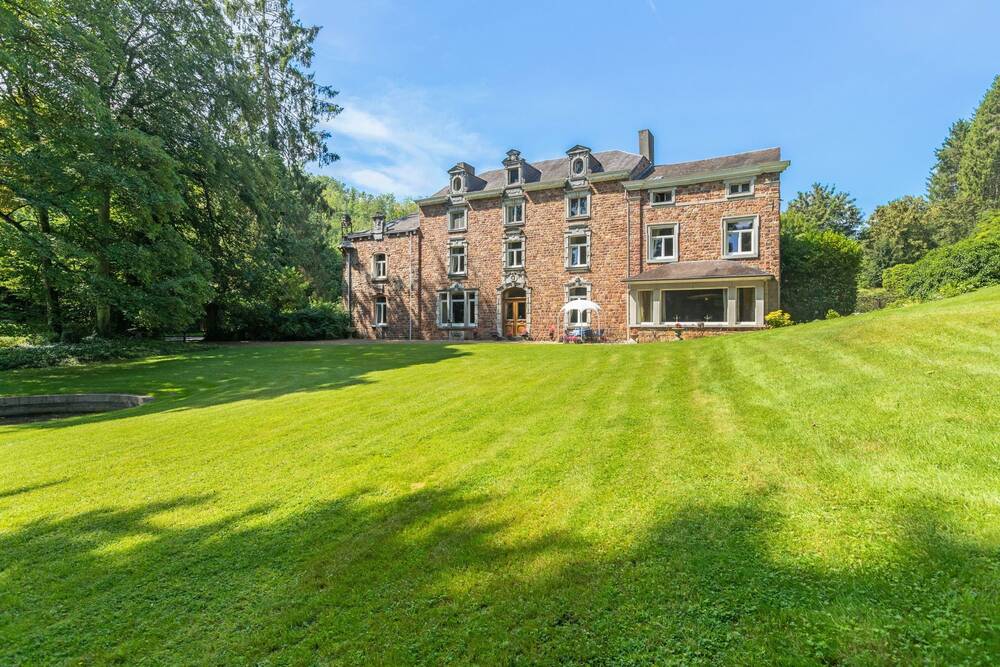 Kasteel te koop in Wépion 5100 1100000.00€ 8 slaapkamers 645.00m² - Zoekertje 490693