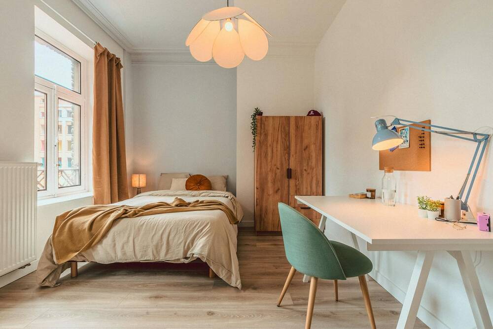 Appartement à louer à Saint-Josse-ten-Noode 1210 735.00€ 1 chambres 350.00m² - annonce 490530