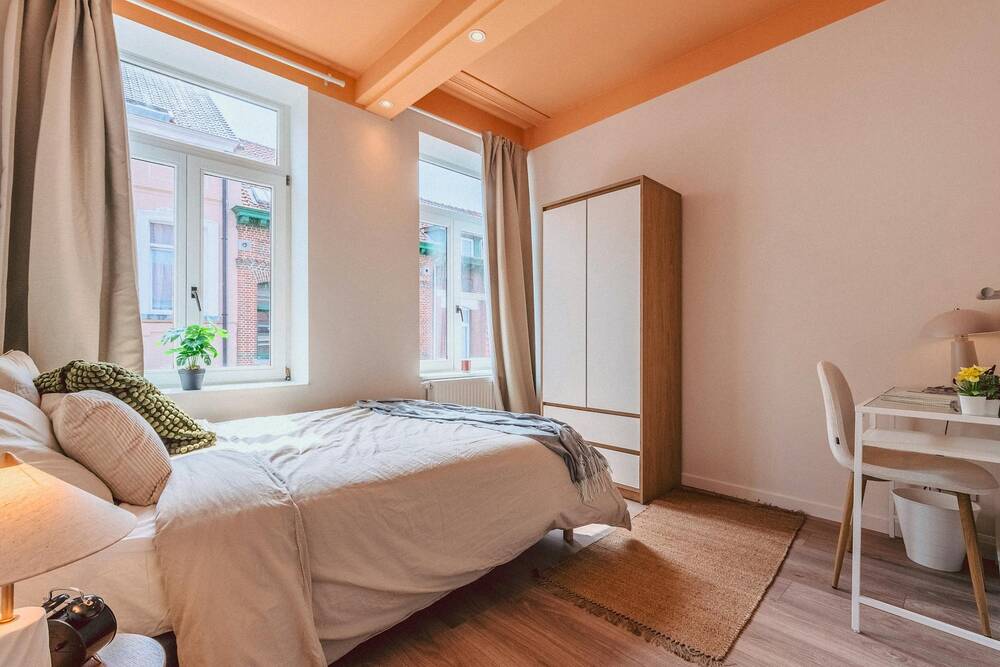 Appartement à louer à Saint-Josse-ten-Noode 1210 695.00€ 1 chambres 400.00m² - annonce 780512