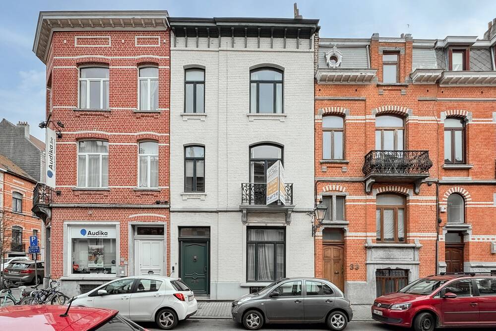 Huis te in Etterbeek 1040 2500.00€ 3 slaapkamers 190.00m² - Zoekertje 491193