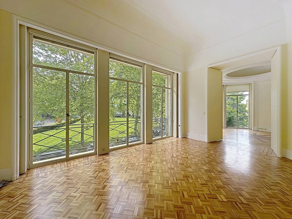 Duplex te huur in Brussel 1000 4900.00€ 3 slaapkamers 425.00m² - Zoekertje 491467