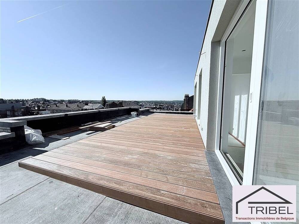 Appartement à à Forest 1190 675000.00€ 3 chambres 130.00m² - annonce 492705