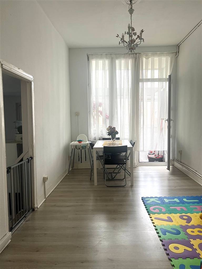 Appartement à vendre à Saint-Gilles 1060 199000.00€ 1 chambres 75.00m² - annonce 492566