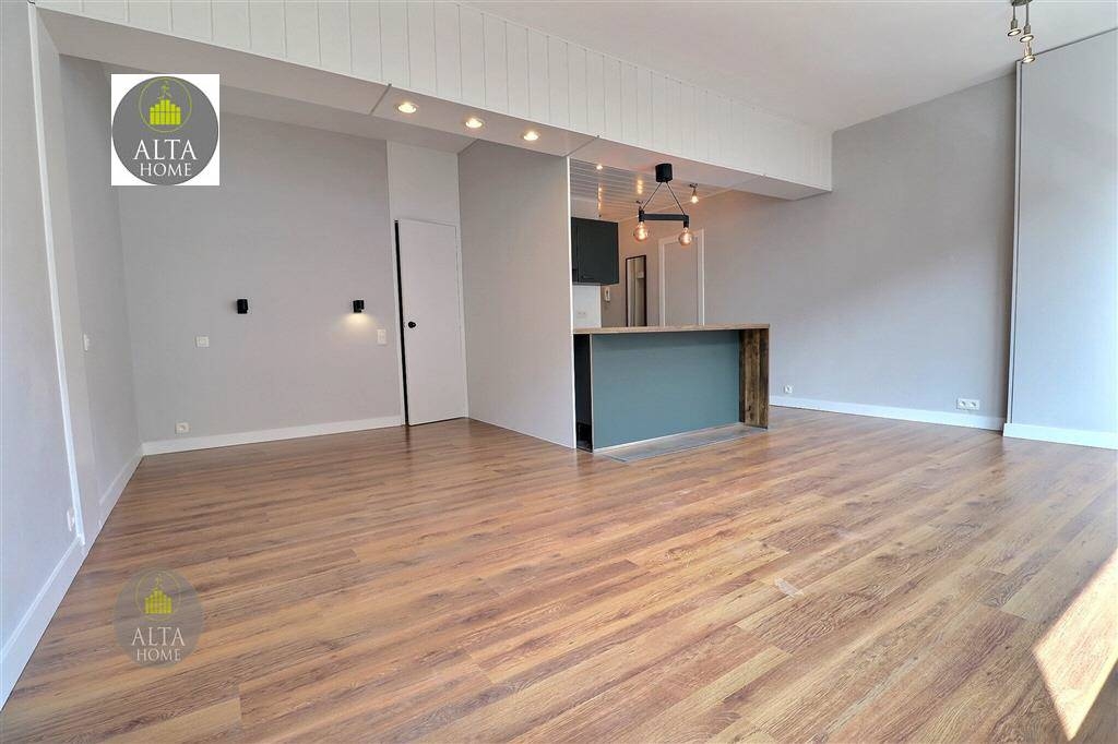 Appartement à louer à Ixelles 1050 950.00€ chambres m² - annonce 493368
