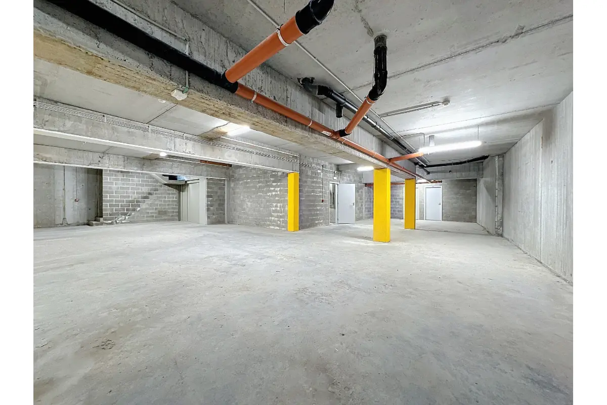 Parking te  koop in Laken 1020 20000.00€  slaapkamers m² - Zoekertje 504936