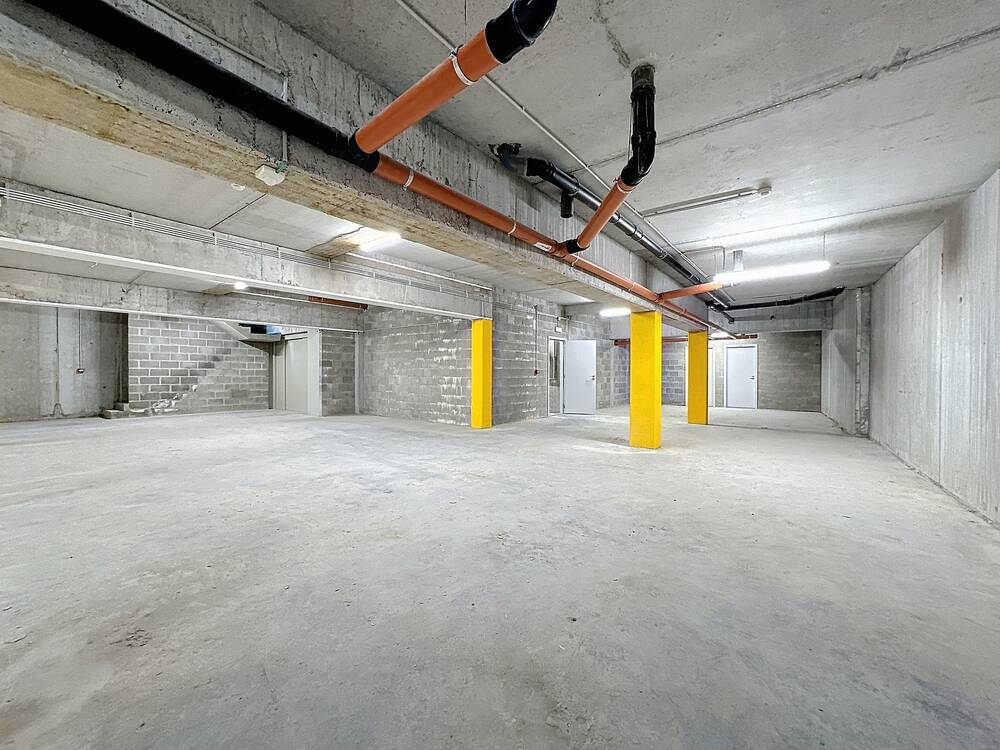 Parking & garage te koop in Laken 1020 20000.00€ slaapkamers m² - Zoekertje 504936