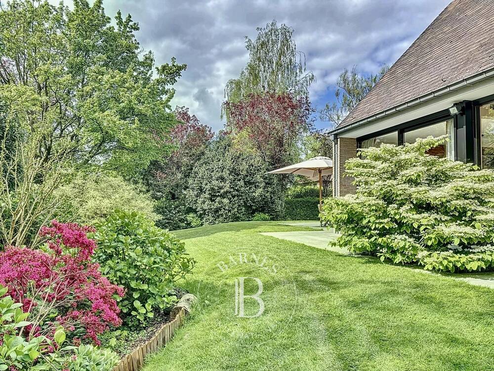 Villa à louer à Uccle 1180 3900.00€ 4 chambres 276.00m² - annonce 505150