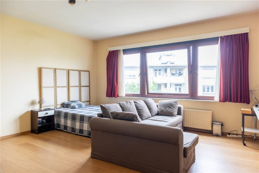 Studio à à Saint-Gilles 1060 205000.00€ chambres 45.00m² - annonce 502280