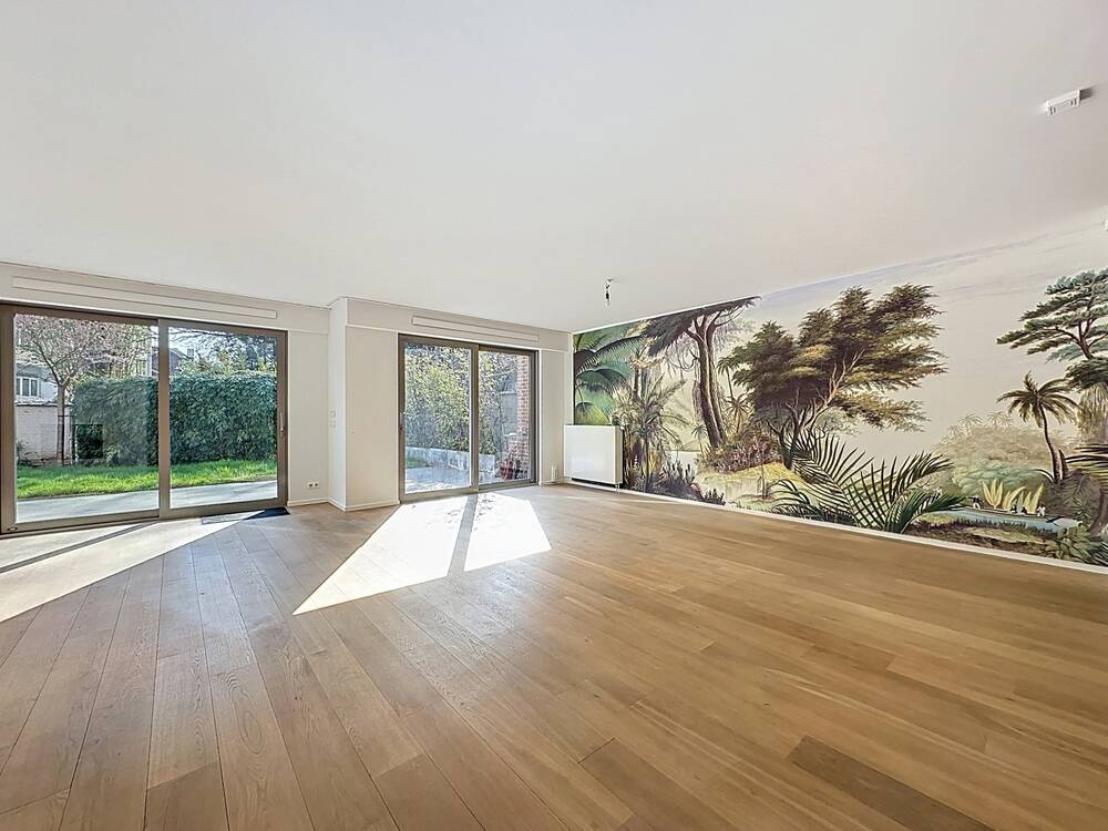 Benedenverdieping te huur in Elsene 1050 3400.00€ 4 slaapkamers 236.00m² - Zoekertje 502720