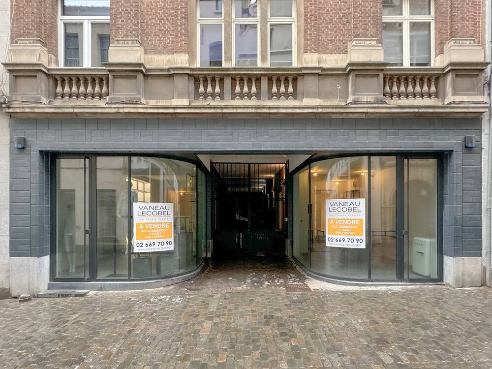 Commerce à à Bruxelles 1000 495000.00€ chambres 145.00m² - annonce 502834