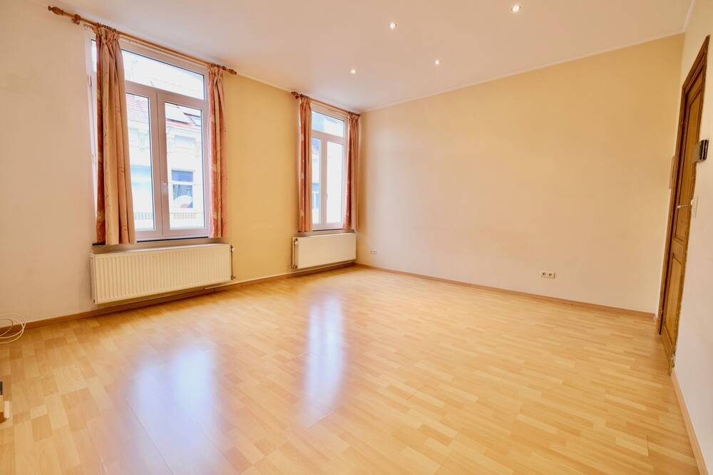 Appartement à vendre à Molenbeek-Saint-Jean 1080 249000.00€ 3 chambres 94.00m² - annonce 502499