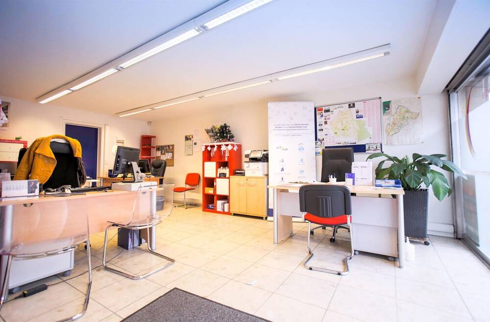 Commerce à vendre à Forest 1190 370000.00€ chambres 160.00m² - annonce 502572