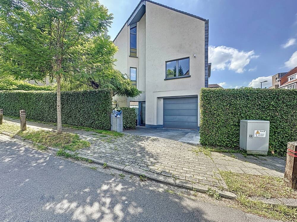 Villa à louer à Uccle 1180 2550.00€ 4 chambres 155.00m² - annonce 501103