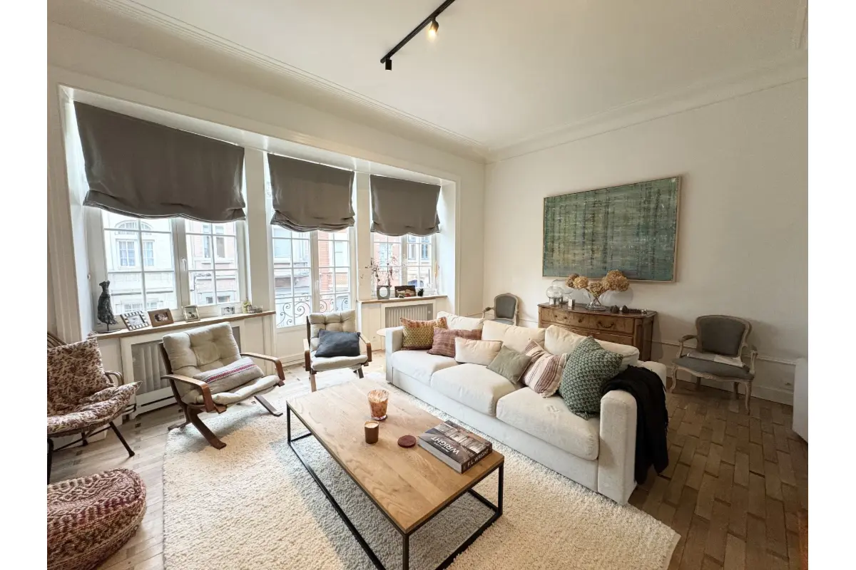 Maison à louer à Etterbeek 1040 5700.00€ 5 chambres 285.00m² - annonce 501260