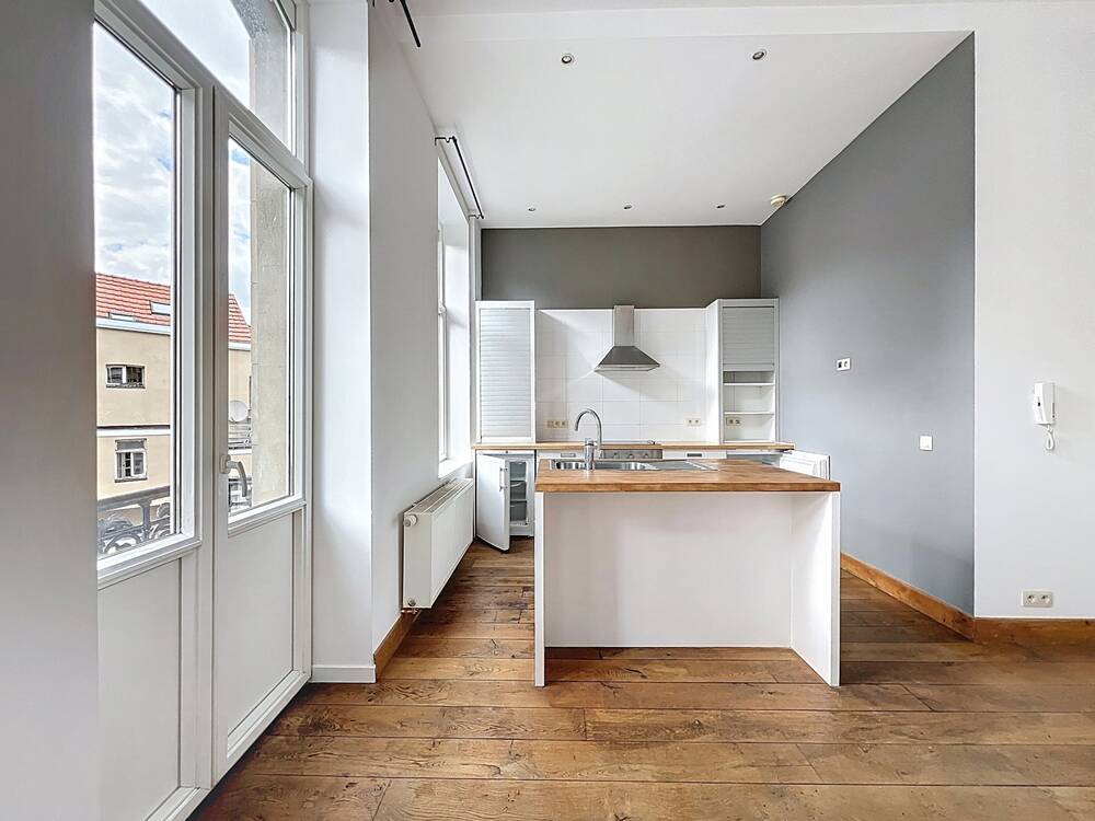 Appartement à louer à Saint-Josse-ten-Noode 1210 1100.00€ 1 chambres 105.00m² - annonce 501762