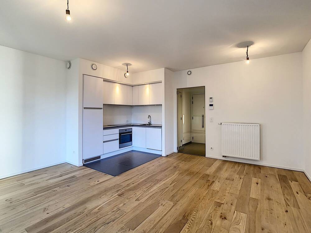 Studio à louer à Molenbeek-Saint-Jean 1080 860.00€ chambres 46.10m² - annonce 529396