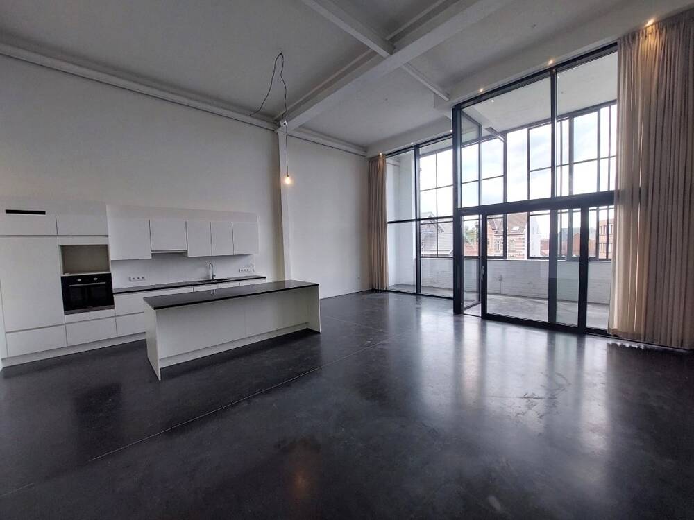 Loft à louer à Waarschoot 9950 950.00€ 3 chambres 165.00m² - annonce 501404